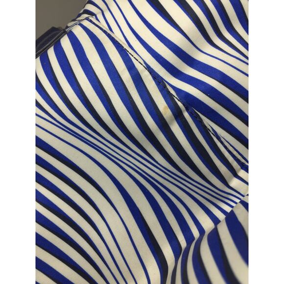 Vera Bradley Ella Tote in Blue and White Wavy Stripes - Picture 11 of 16